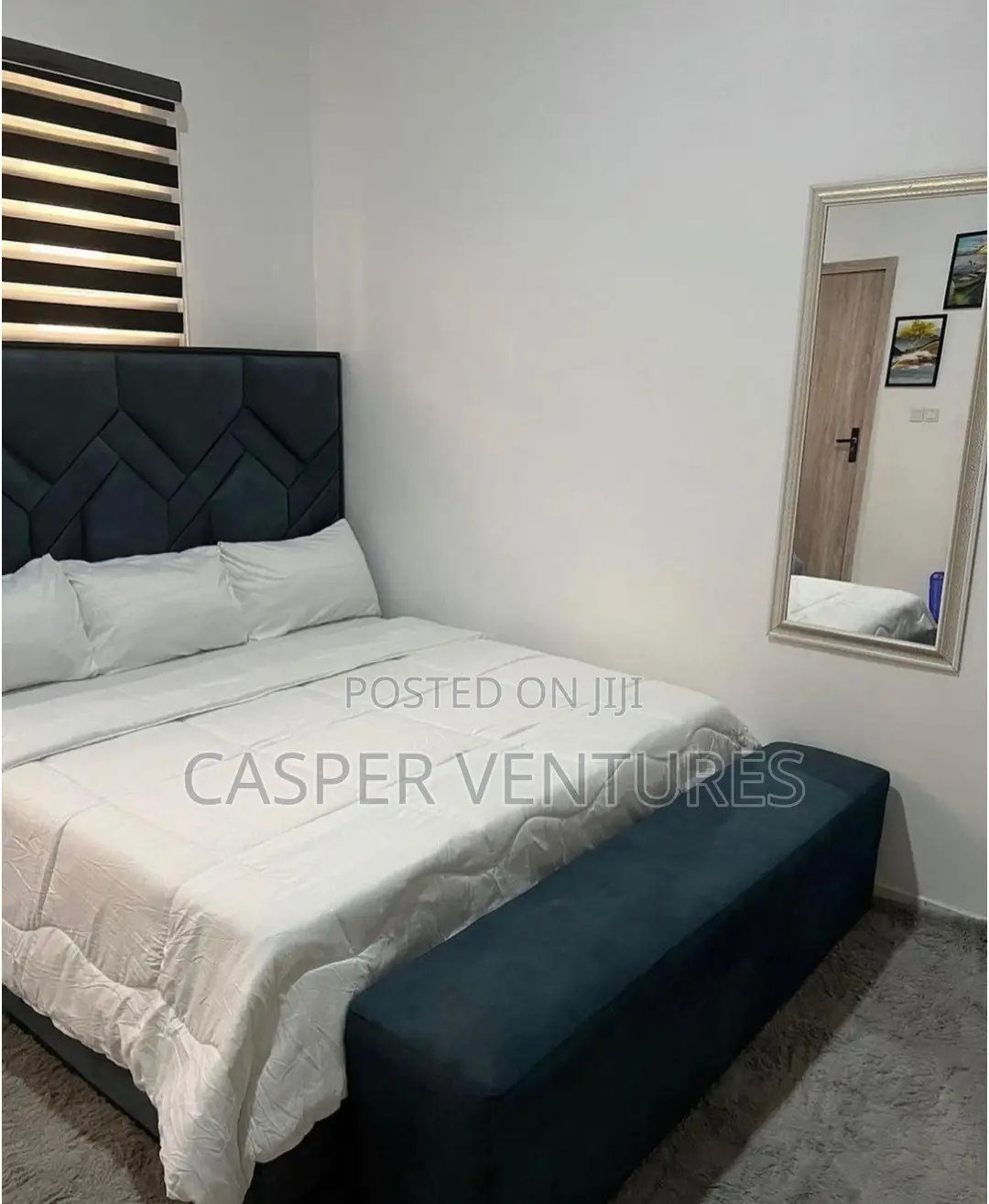Colorful and Serviced Apartment in Lekki