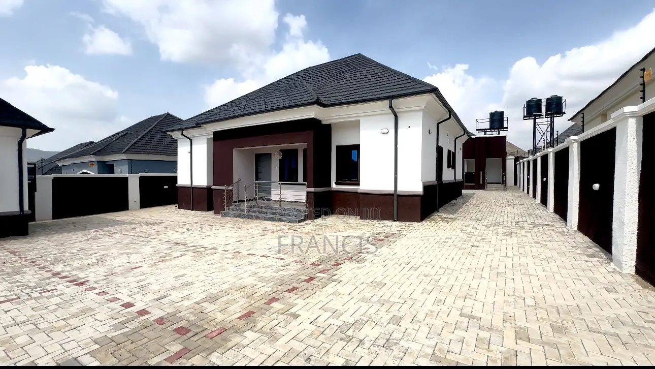 3bdrm Bungalow in Efab Queens, Gwarinpa for sale in Gwarinpa