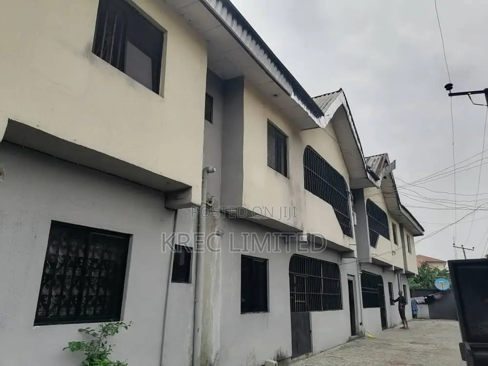 3bdrm Block of Flats in 4Units Of 3Bed, Orazi for sale in Orazi