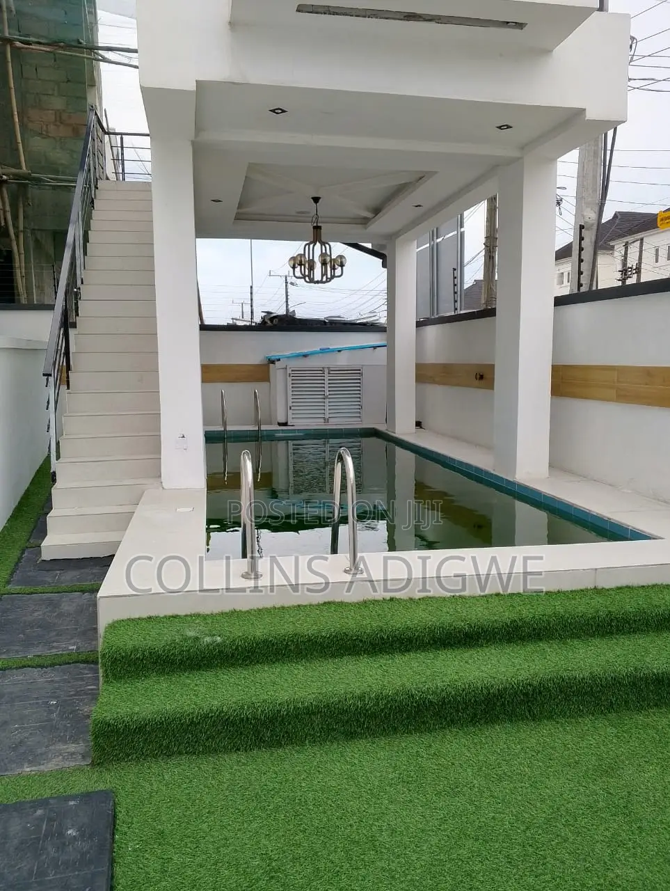 4bdrm Duplex in Chevron for sale in Chevron