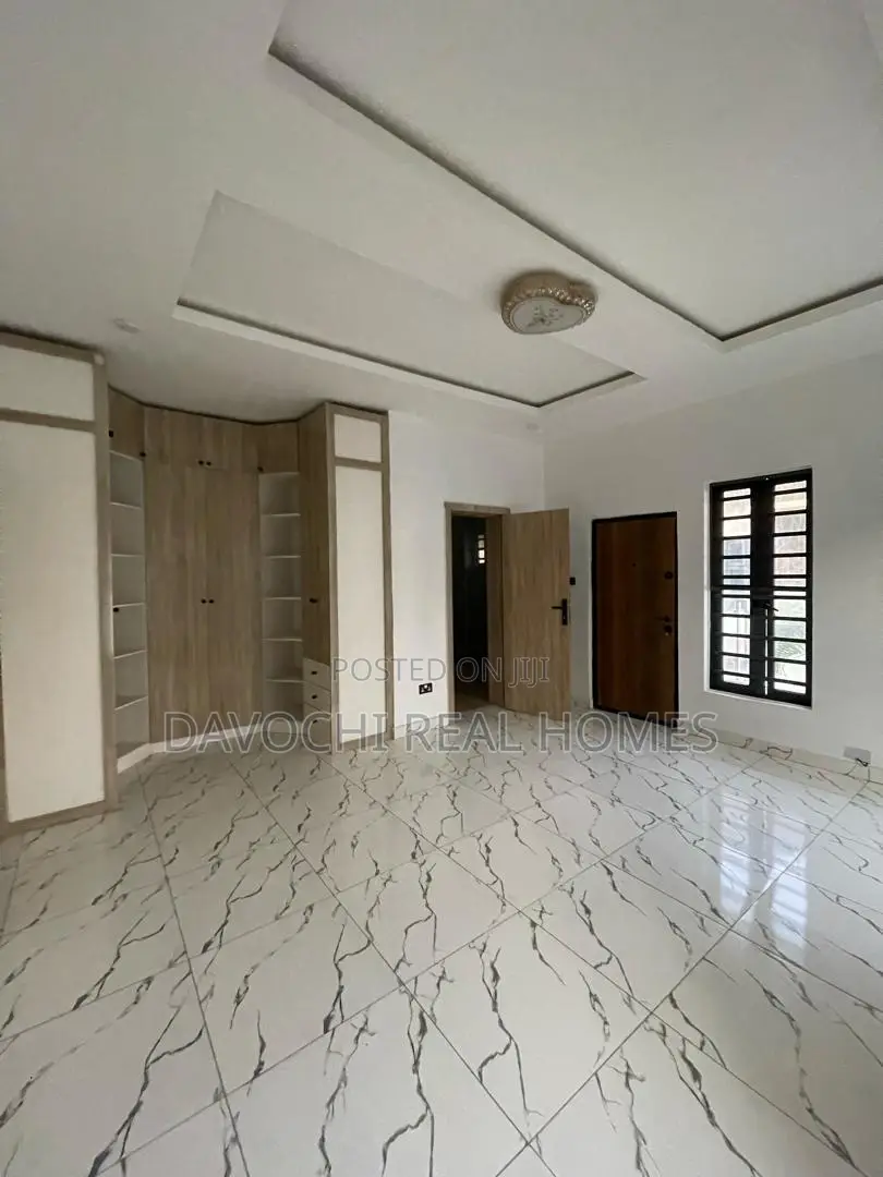 4bdrm Duplex in Ologolo Estate, Lekki for rent in Lekki