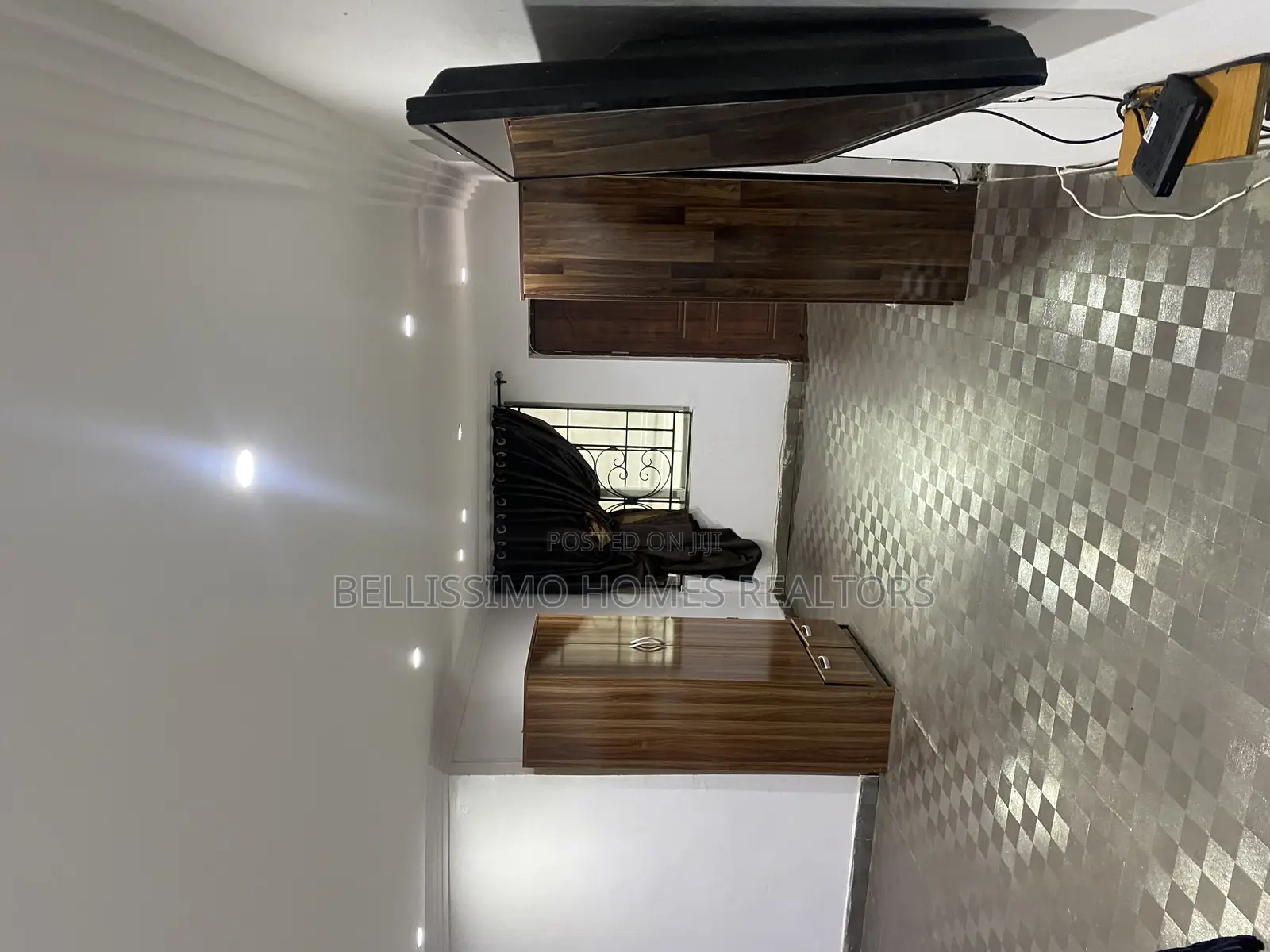 Girl House Chevron in Lekki