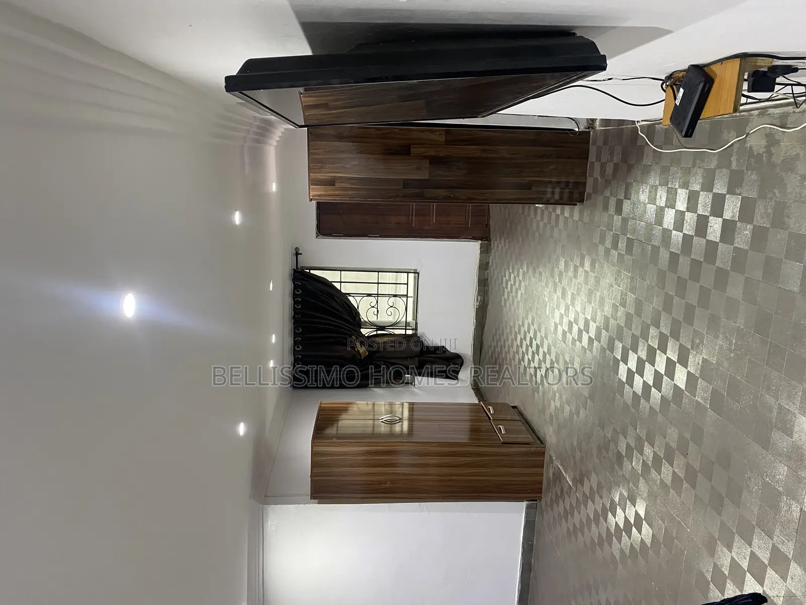 Girl House Chevron in Lekki