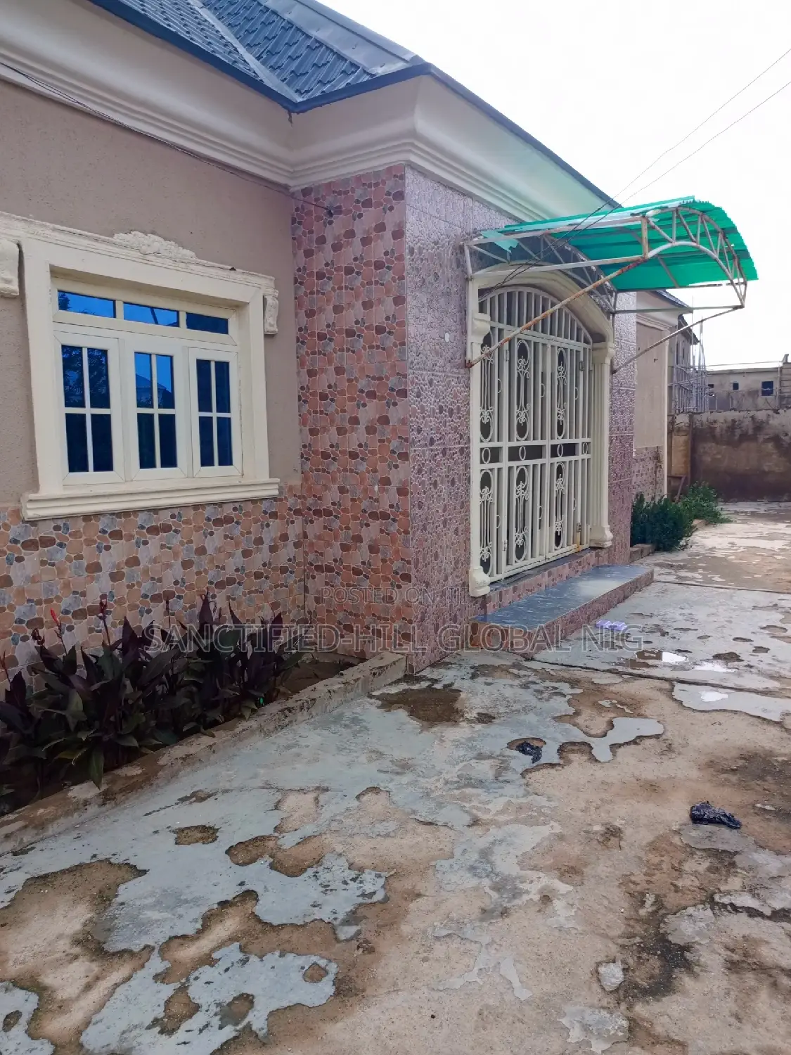 3bdrm Bungalow in Nurses Estate, City for sale in Karu