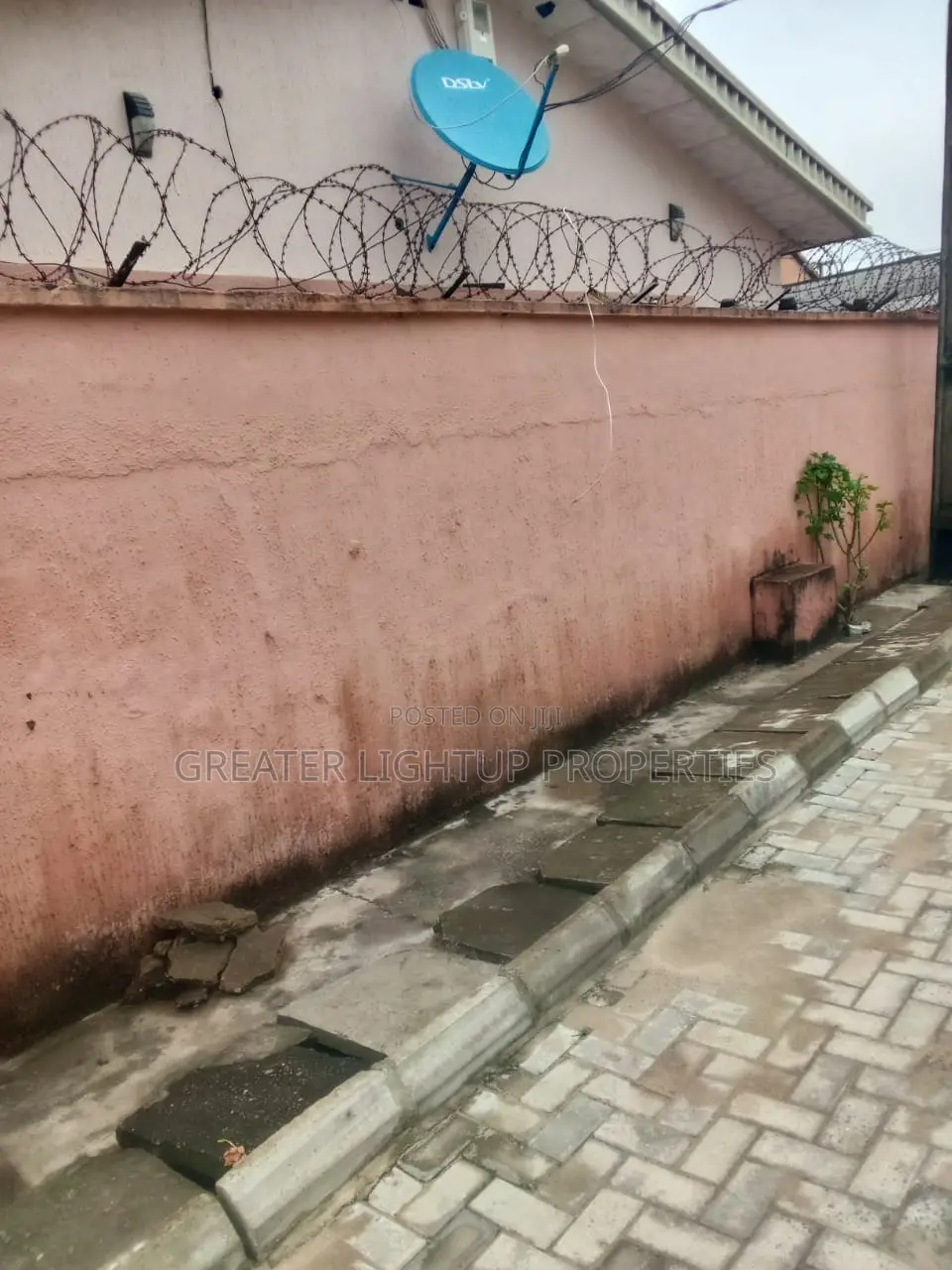 Furnished 4bdrm Bungalow in Satellite, Amuwo-Odofin for sale in Amuwo-Odofin