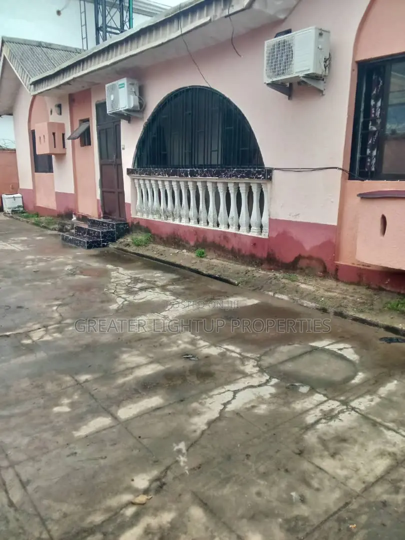 Furnished 4bdrm Bungalow in Satellite, Amuwo-Odofin for sale in Amuwo-Odofin