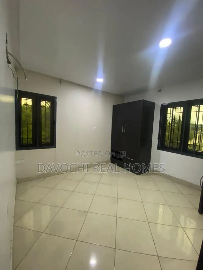 3bdrm Duplex in Lekki Phase One for rent in Lekki