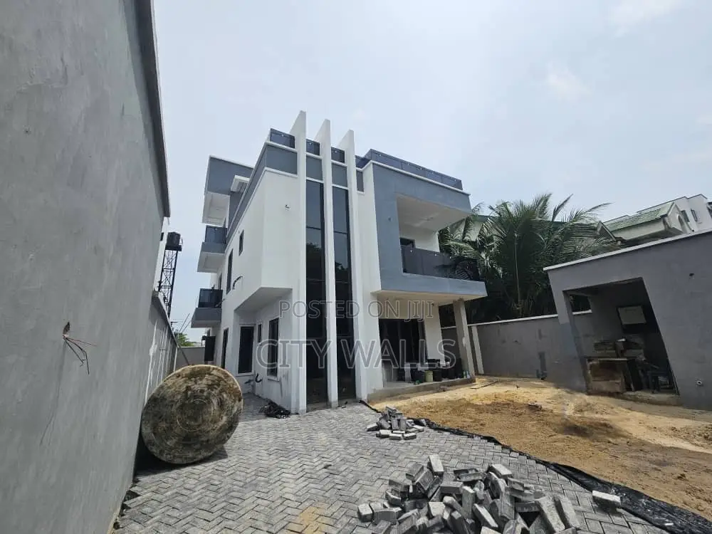 5bdrm Duplex in Banana Island, Ikoyi for sale in Ikoyi