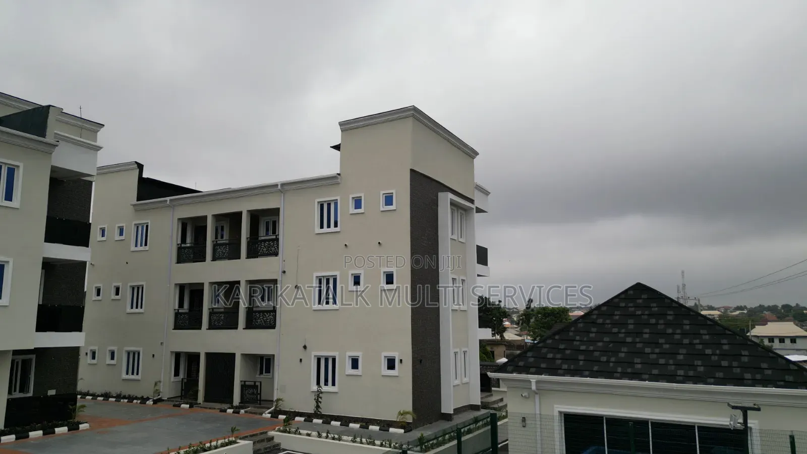 18bdrm Block of Flats in Nil, Ilorin South for sale in Ilorin South