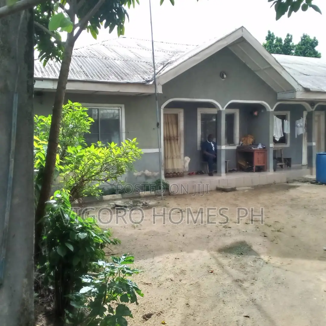 2bdrm Block of Flats in Port-Harcourt for sale in Port-Harcourt
