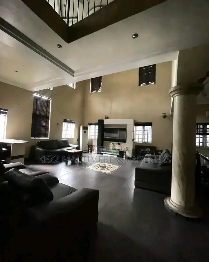 6bdrm Duplex in Mercyland Extension for sale in Port-Harcourt