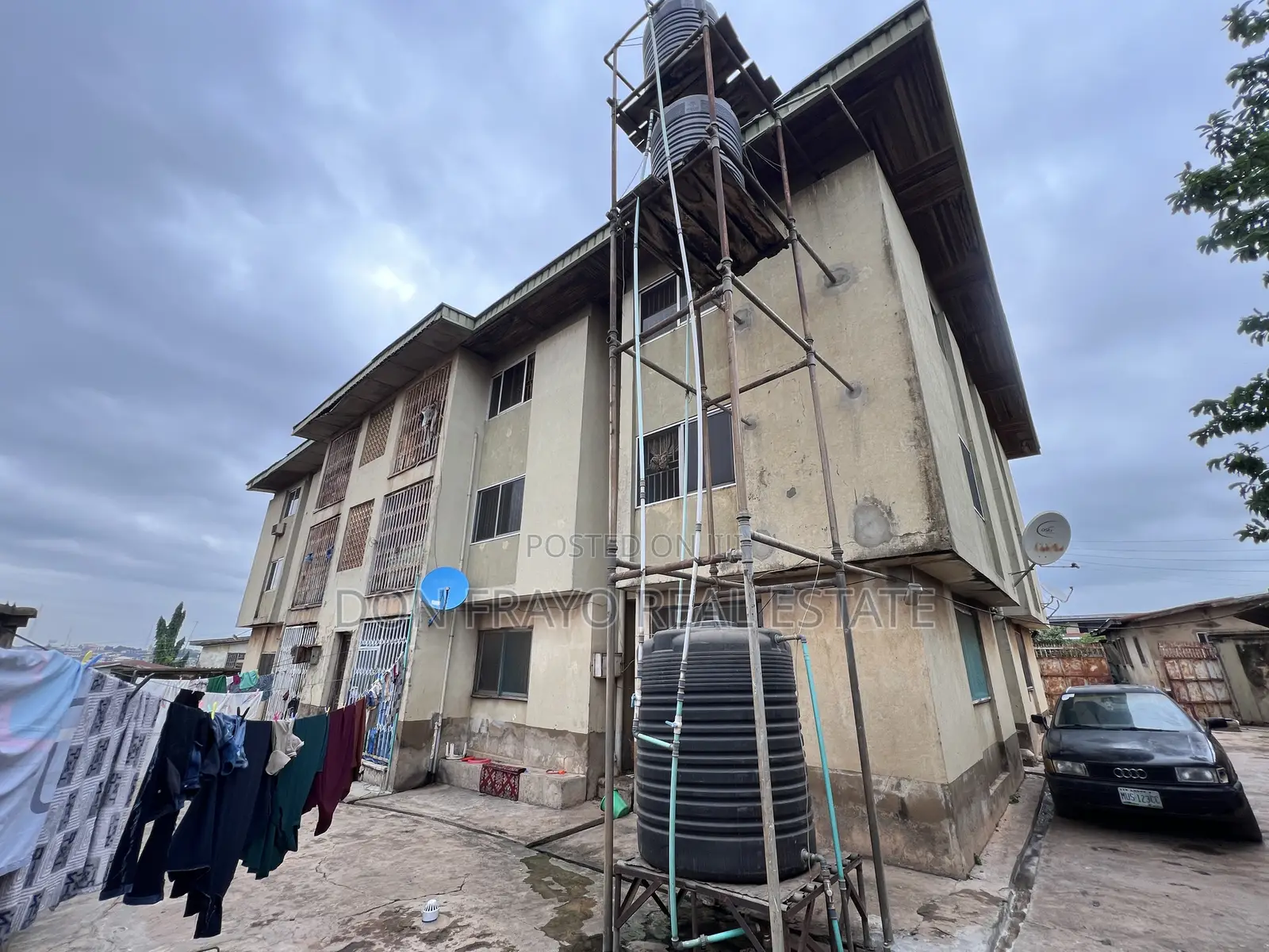 18bdrm Block of Flats in Near Iwo Road, Ibadan for sale in Ibadan