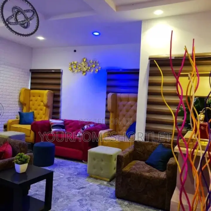 6 Bedrooms Apartment With Pool,Ps5,Party Allowed With Dj in Ogudu-Orioke