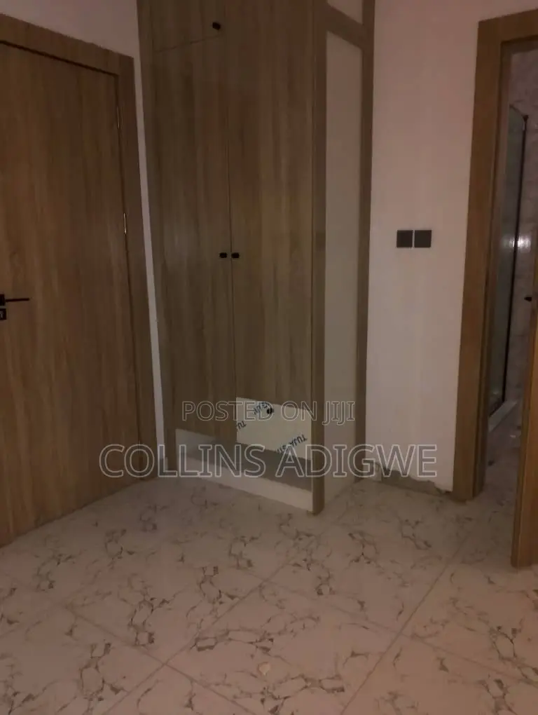 2bdrm Apartment in Chevron for sale in Chevron