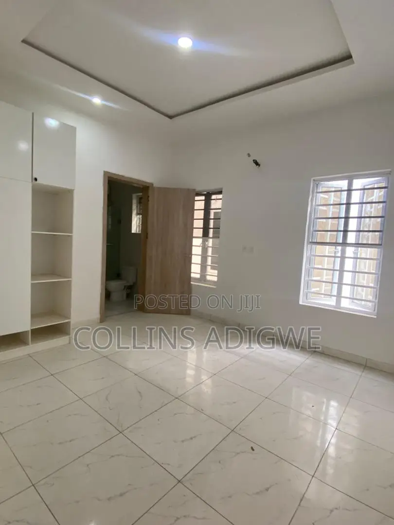 4bdrm Duplex in Vgc Harris Drive for sale in VGC / Ajah
