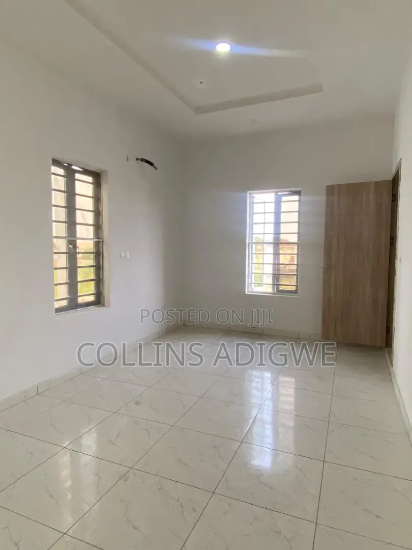 4bdrm Duplex in Vgc Harris Drive for sale in VGC / Ajah