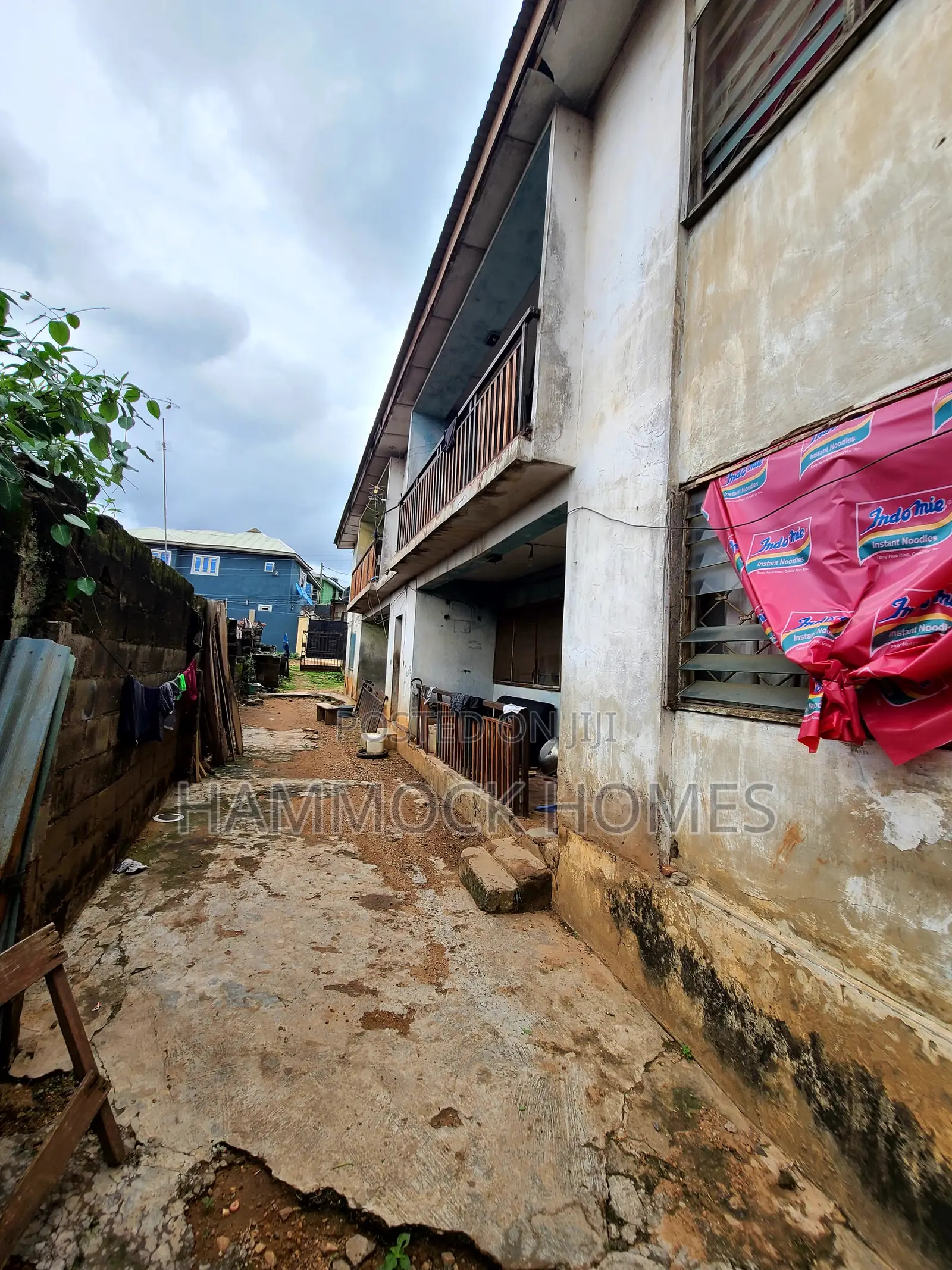 Investment 4 Flats of 3-Bedroom at Orogun, U.I Area,Ibadan. in Agbowo