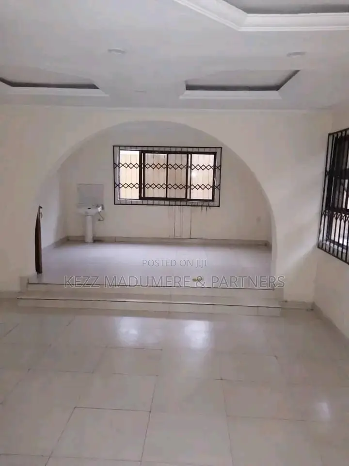 10bdrm Duplex in Rumudara, Cocaine for sale in Port-Harcourt