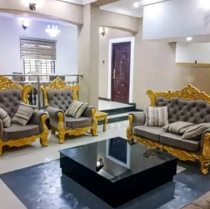 Furnished 6bdrm Duplex in Akanawu Estate , for sale in Owerri