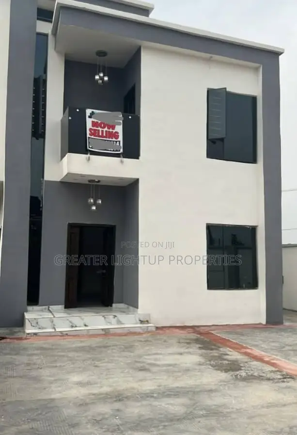 Furnished 4bdrm Duplex in Owodunmi, Alimosho for sale in Alimosho