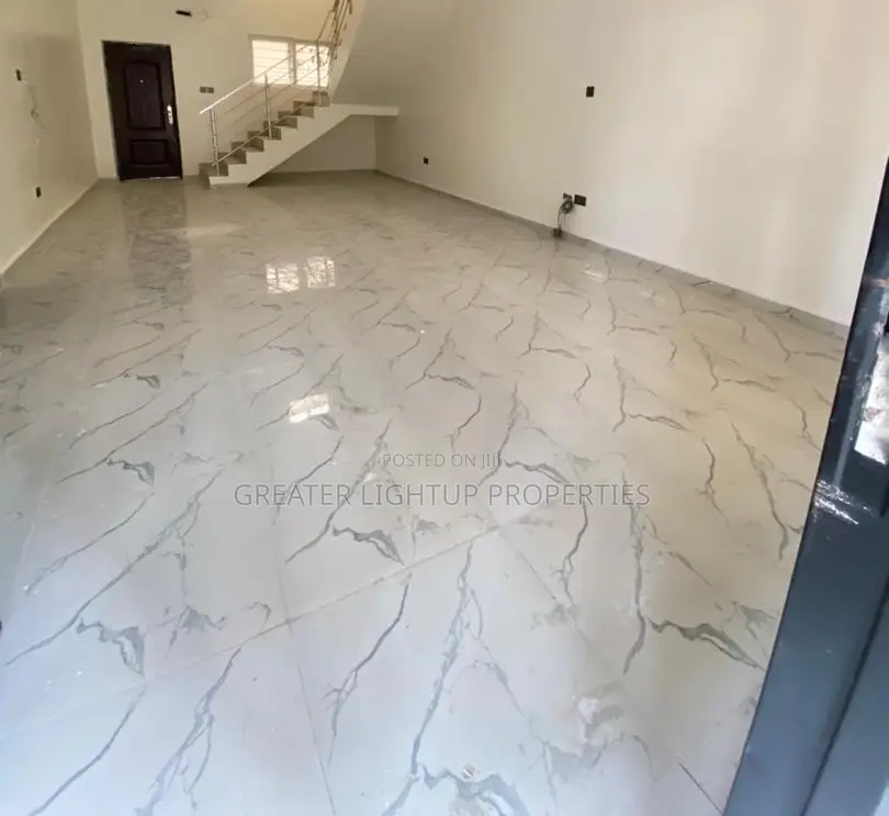 Furnished 4bdrm Duplex in Owodunmi, Alimosho for sale in Alimosho