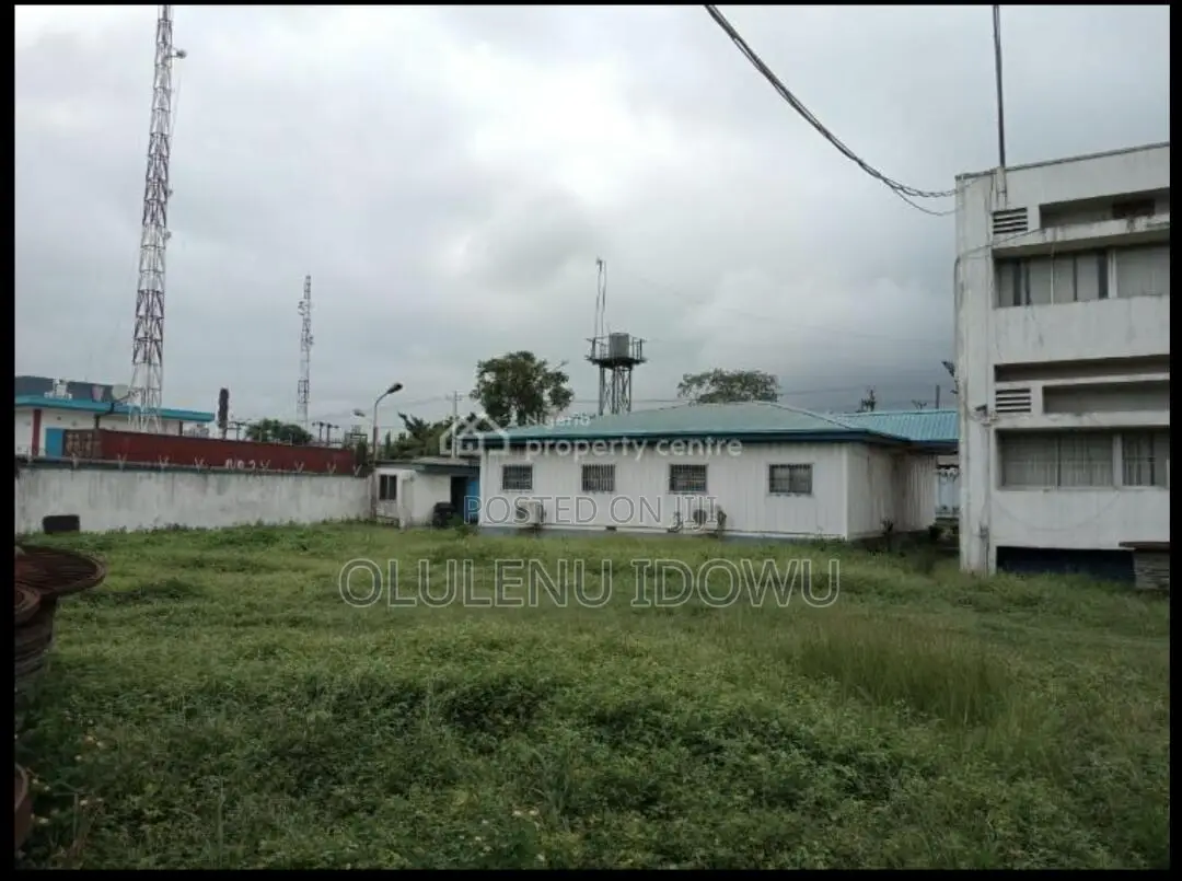 4 Accers for Sale at Ogba Ikeja With Warehouse and Office in Ikeja