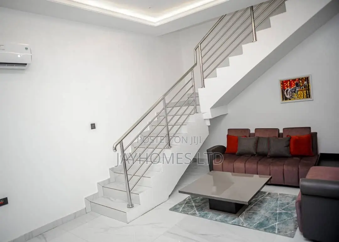 3 Bedroom Luxury Shortlet Apartment in Asaba for Booking in Oshimili South