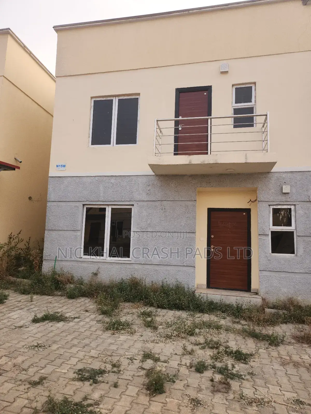 4bdrm Duplex in Brains And Hammers for rent in Life Camp