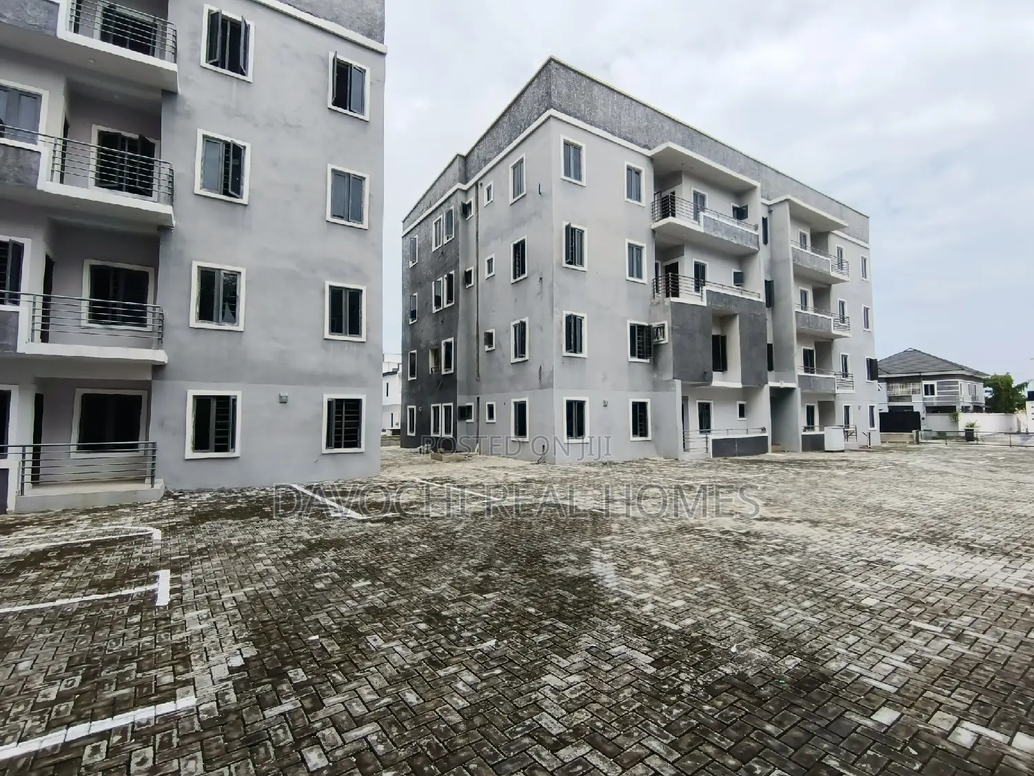 3bdrm Apartment in By Chevron Second, Lekki for rent in Lekki