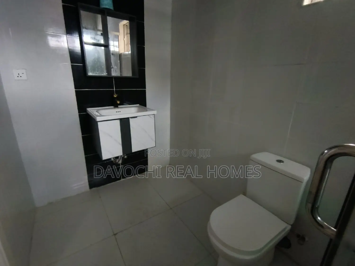 5bdrm Duplex in By Chevron Second, Lekki for rent in Lekki
