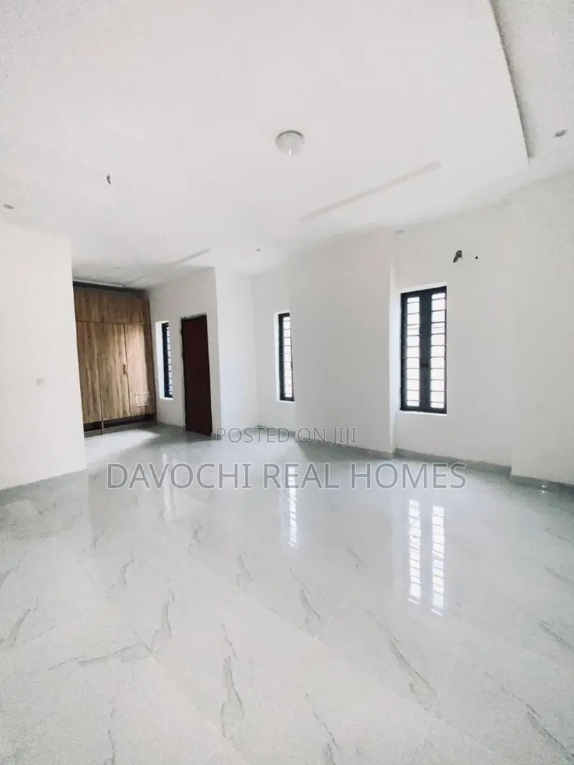 4bdrm Duplex in Chevron Drive, Lekki for rent in Lekki