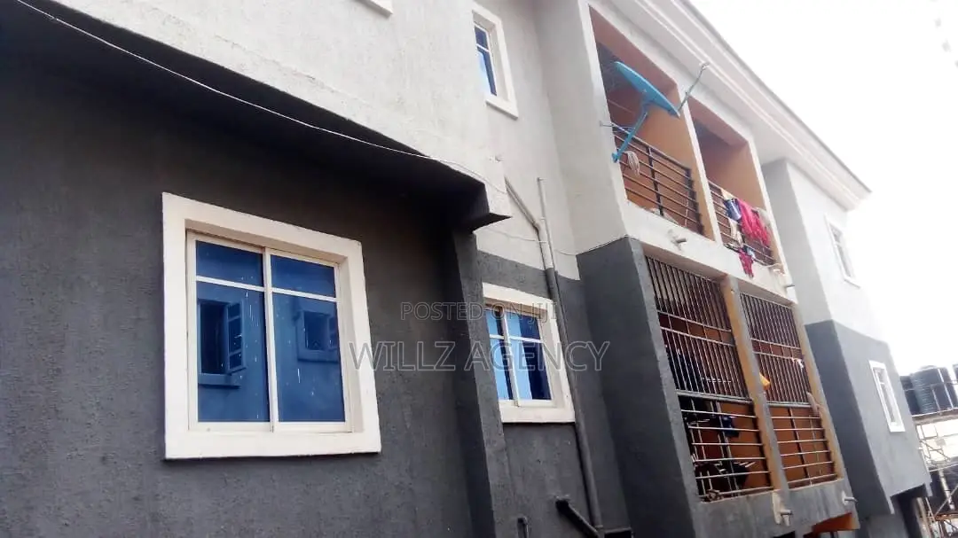 2bdrm Block of Flats in Enugu for sale in Enugu