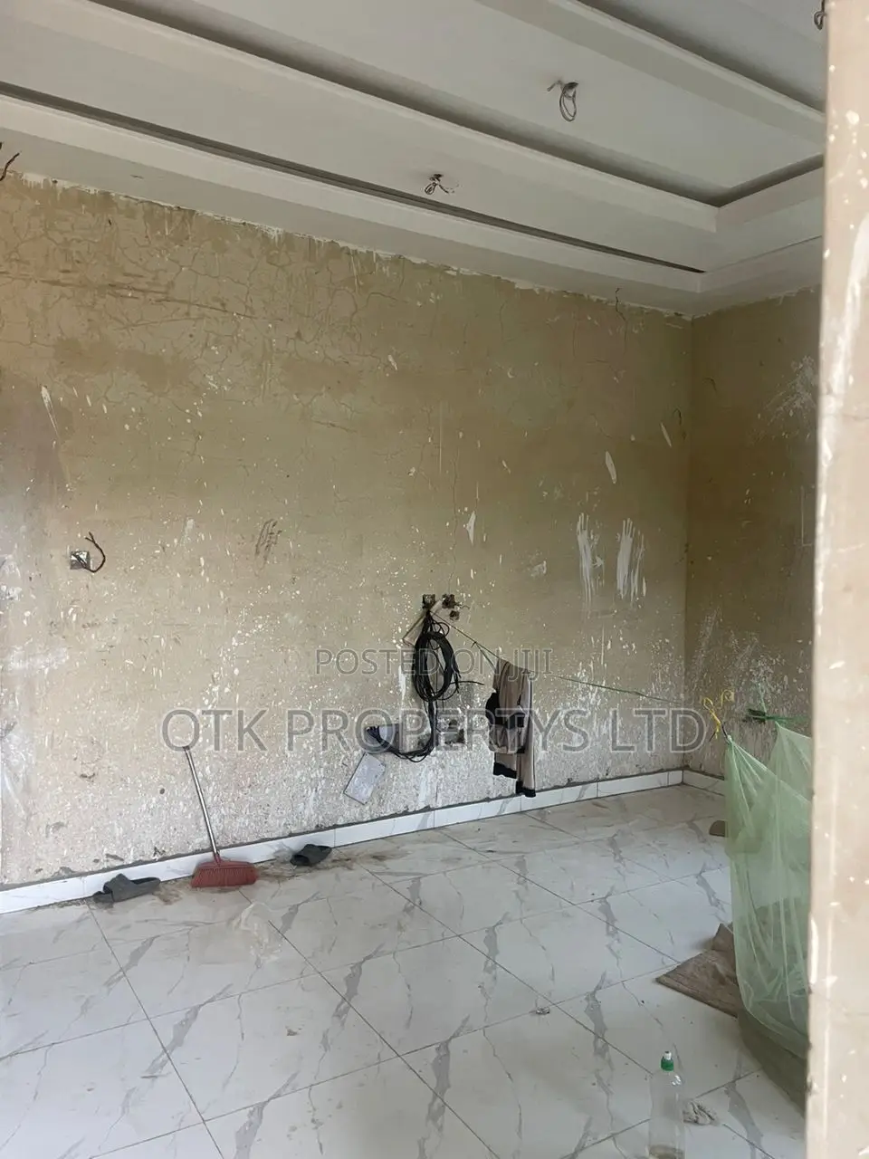 4bdrm Duplex in Nut Road Opposite, Lugbe District for sale in Lugbe District