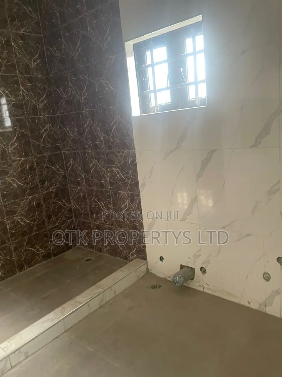 4bdrm Duplex in Nut Road Opposite, Lugbe District for sale in Lugbe District