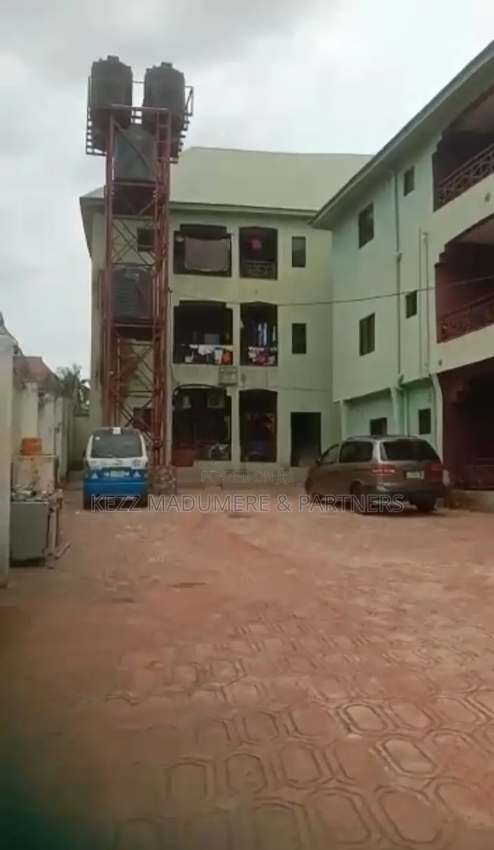 For Sale: 2 in 1 Plaza With 12 Shops in Awka