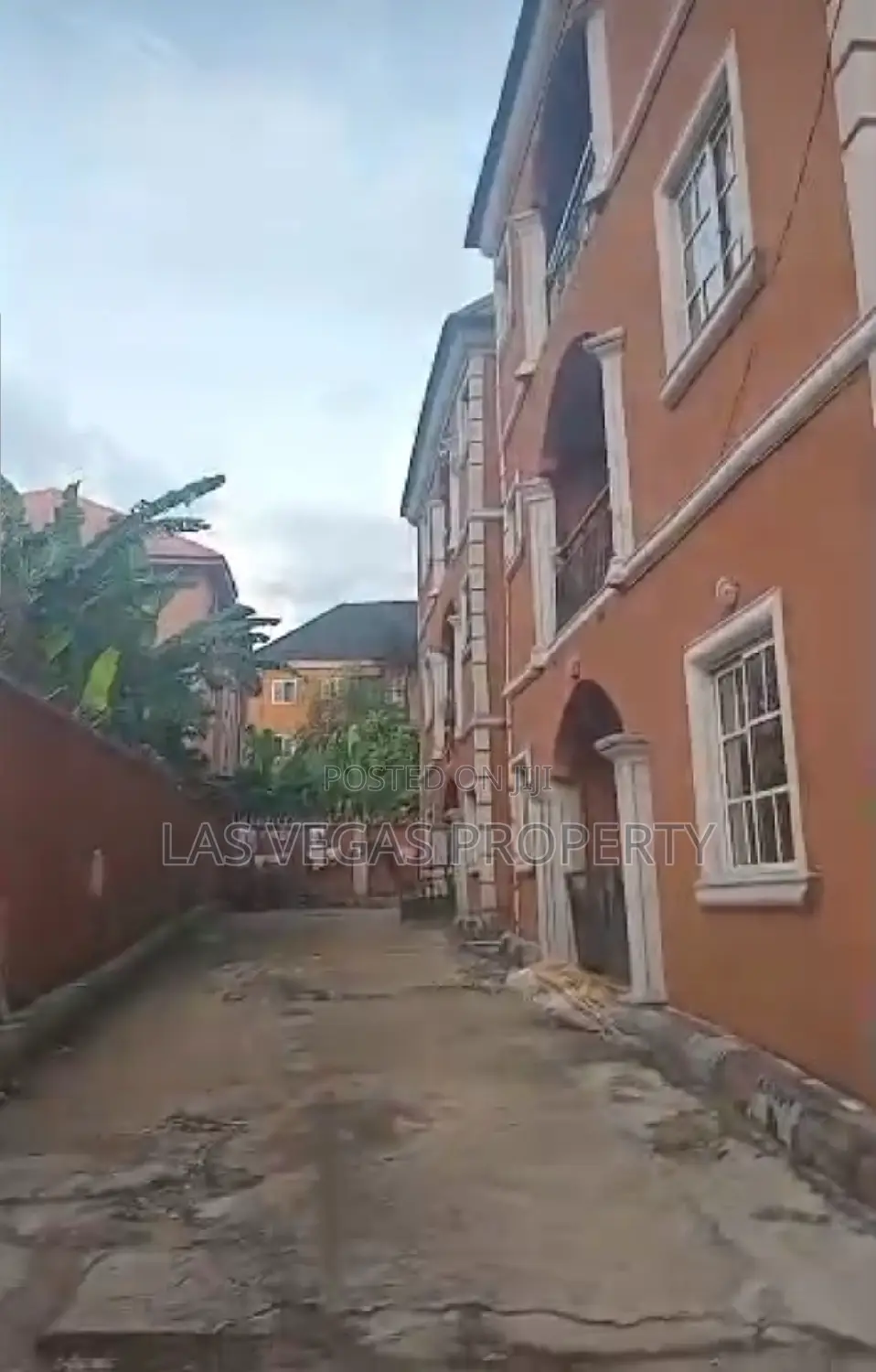 Furnished 3bdrm Block of Flats in Owerri for sale in Owerri