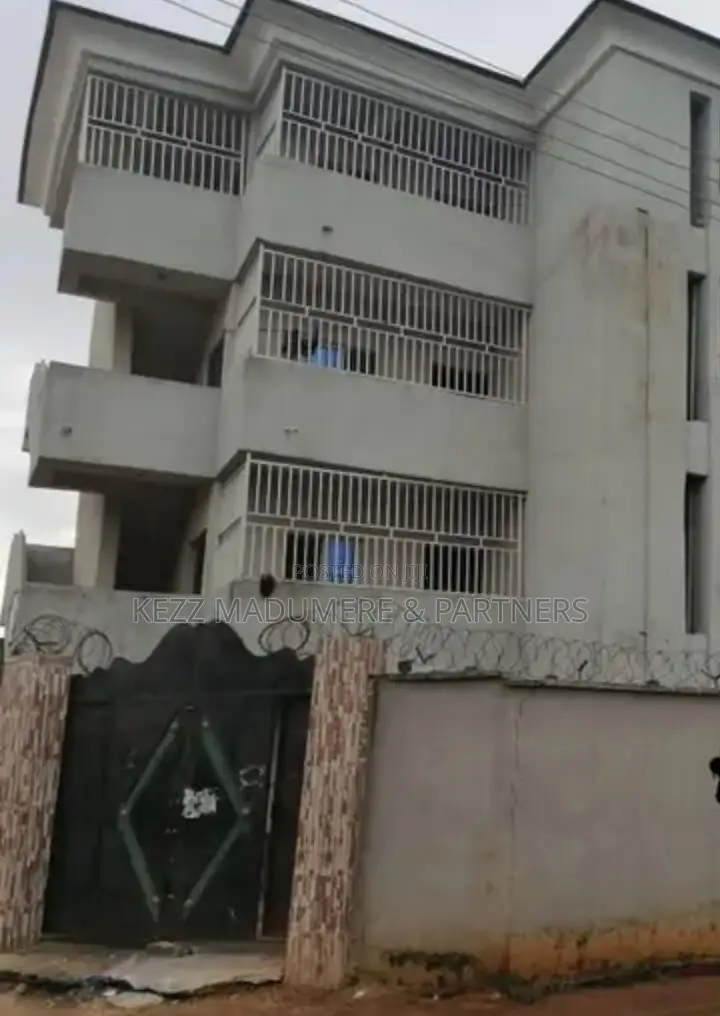 For Sale 40 Rooms Students' Hotel Futo Back Gate in Owerri