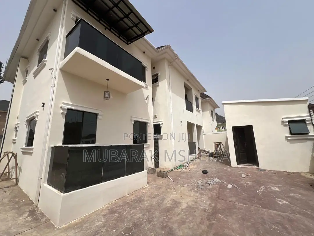 4bdrm Duplex in F01, Kubwa for sale in Kubwa