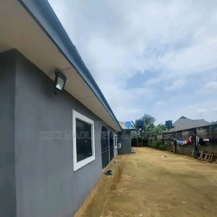 5bdrm Block of Flats in Sars Road , Port for sale in Port-Harcourt