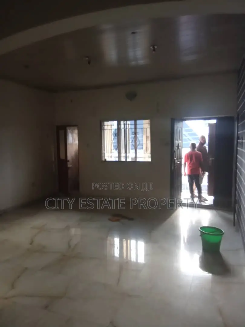 Furnished 10bdrm Block of Flats in Omachi Estate, Port-Harcourt in Port-Harcourt