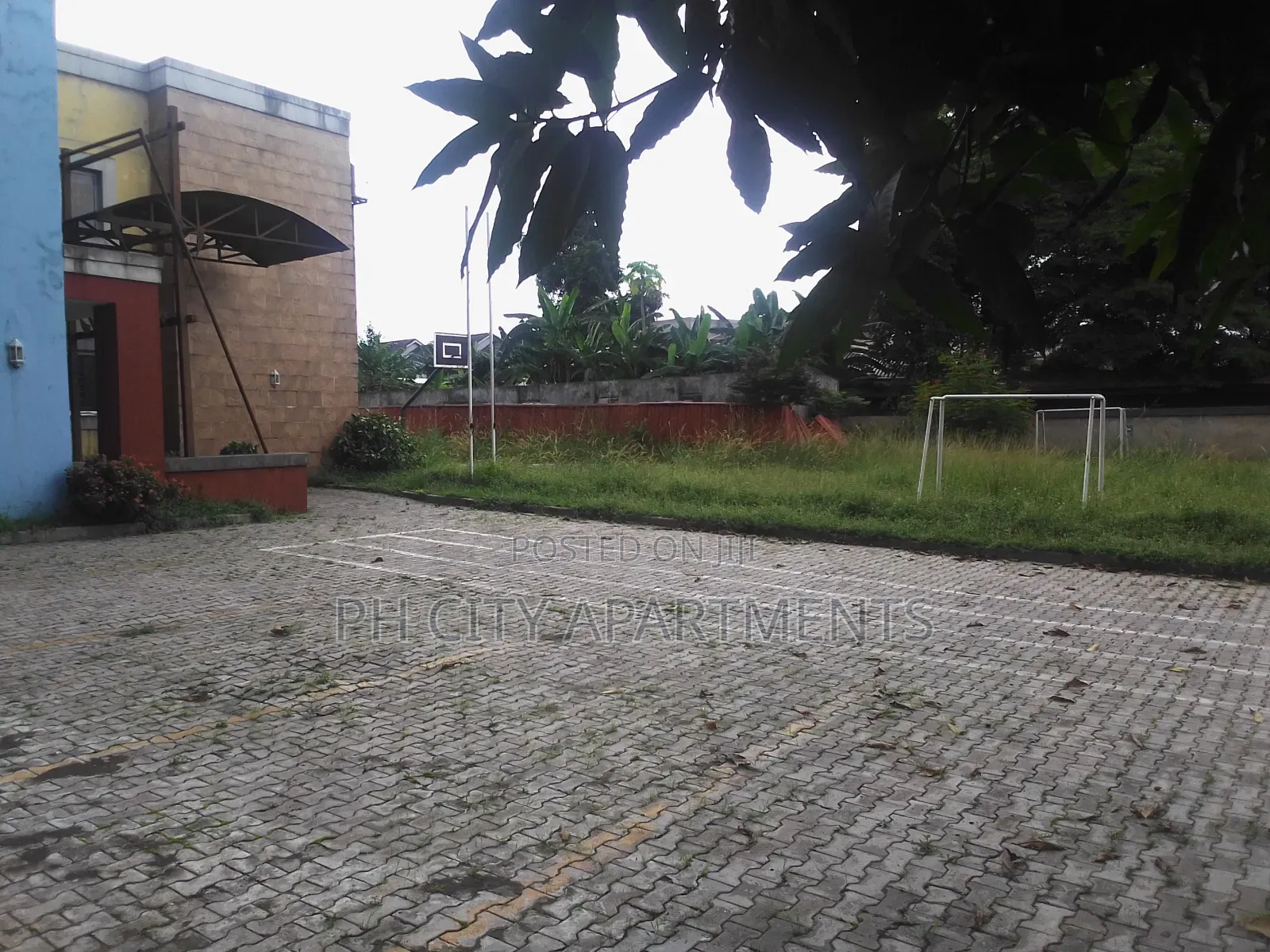 Office Duplex in GRA Phase 2 / Port-Harcourt