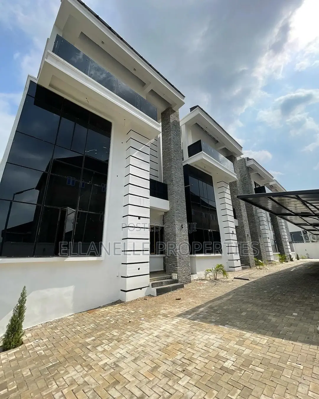 4bdrm Townhouse/Terrace in Jahi for sale in Jahi
