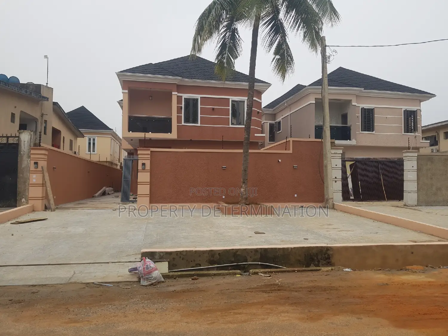 Furnished 5bdrm Duplex in Omole Phase 2 Estate for sale in Omole Phase 2