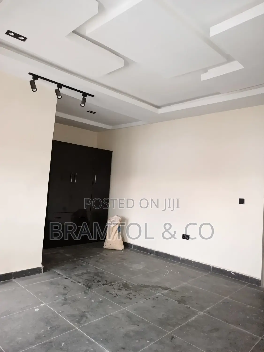 3bdrm Townhouse / Terrace in Naf Valley, Asokoro for rent in Asokoro