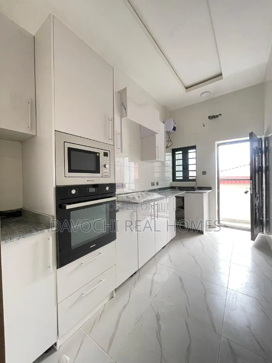2bdrm Apartment in Ologolo Estate, Lekki for rent in Lekki