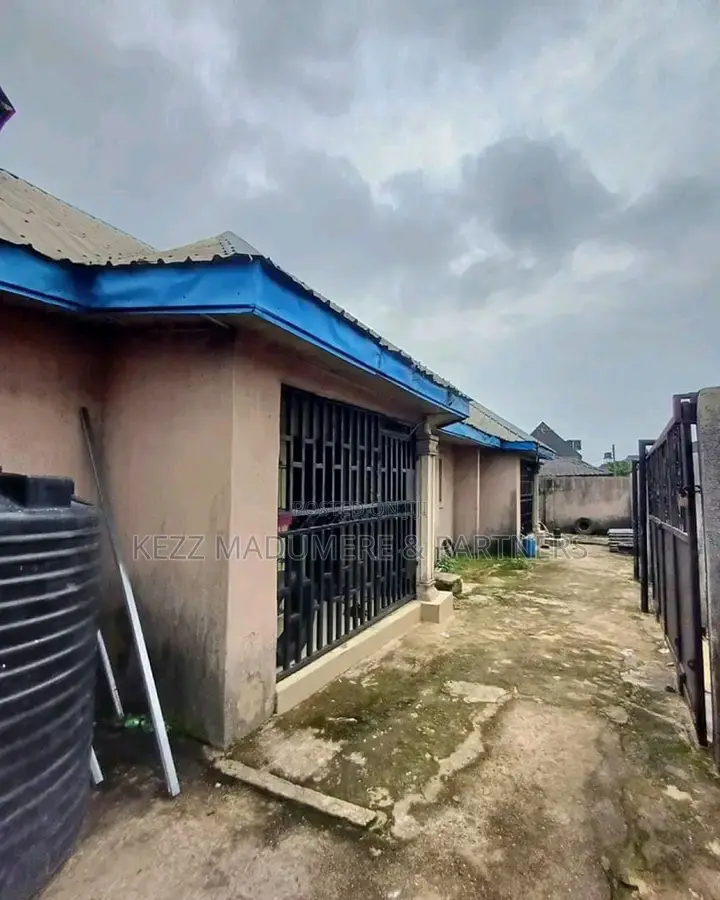 5bdrm Bungalow in Amechi Primary, Port-Harcourt for sale in Port-Harcourt