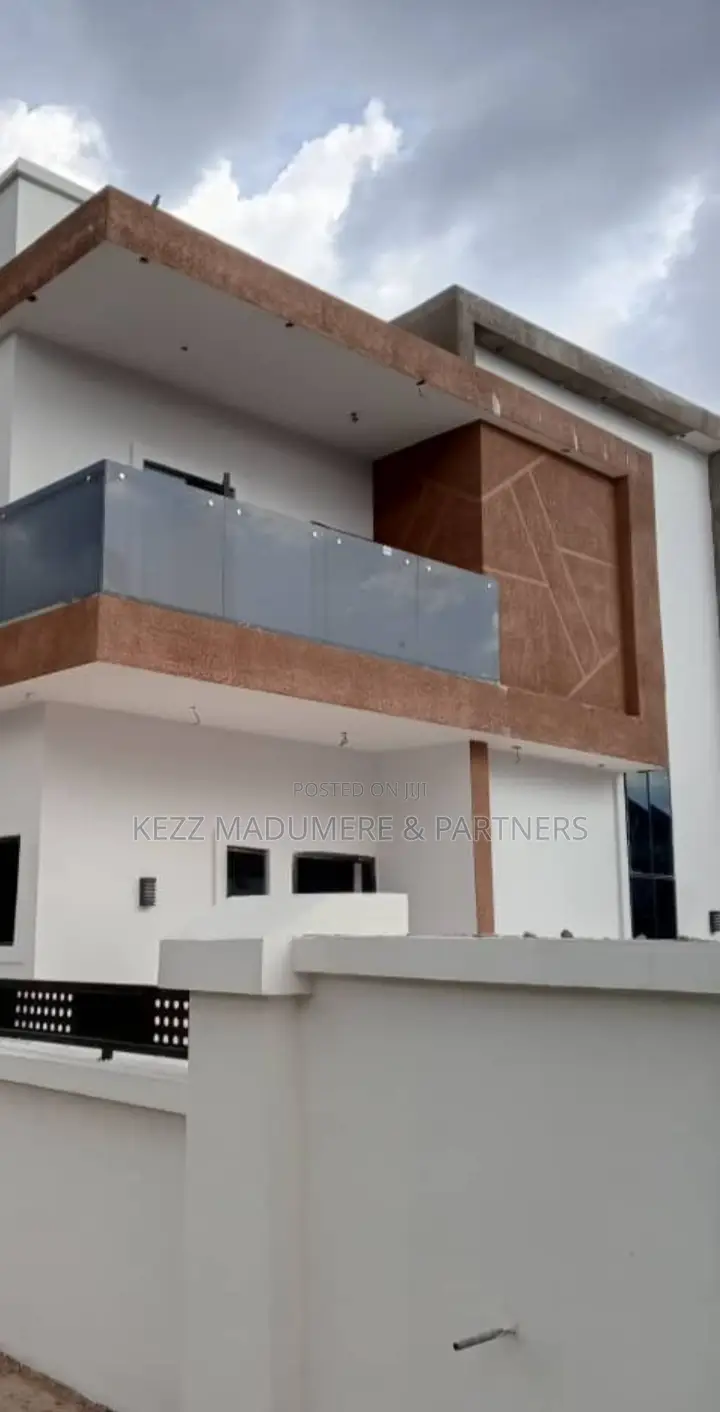 4bdrm Duplex in Wtc Estate , Enugu , for sale in Enugu