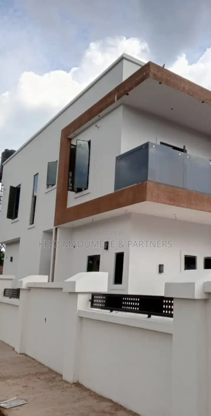 4bdrm Duplex in Wtc Estate , Enugu , for sale in Enugu
