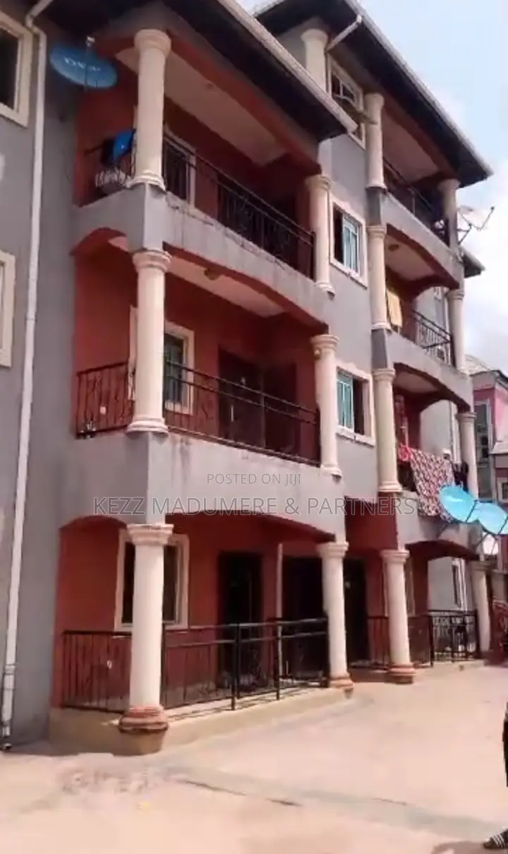 2bdrm Block of Flats in World Bank , Owerri for sale in Owerri