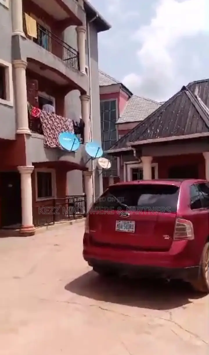 2bdrm Block of Flats in World Bank , Owerri for sale in Owerri